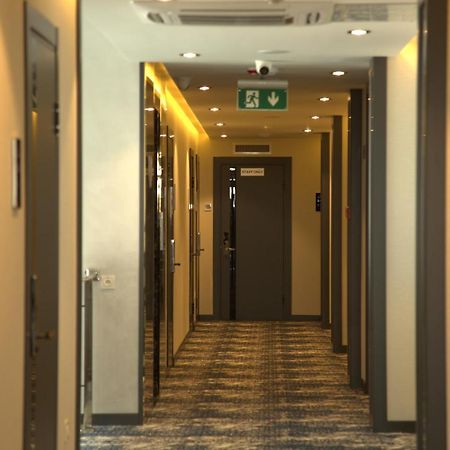 Unique Hotel Tashkent Ngoại thất bức ảnh