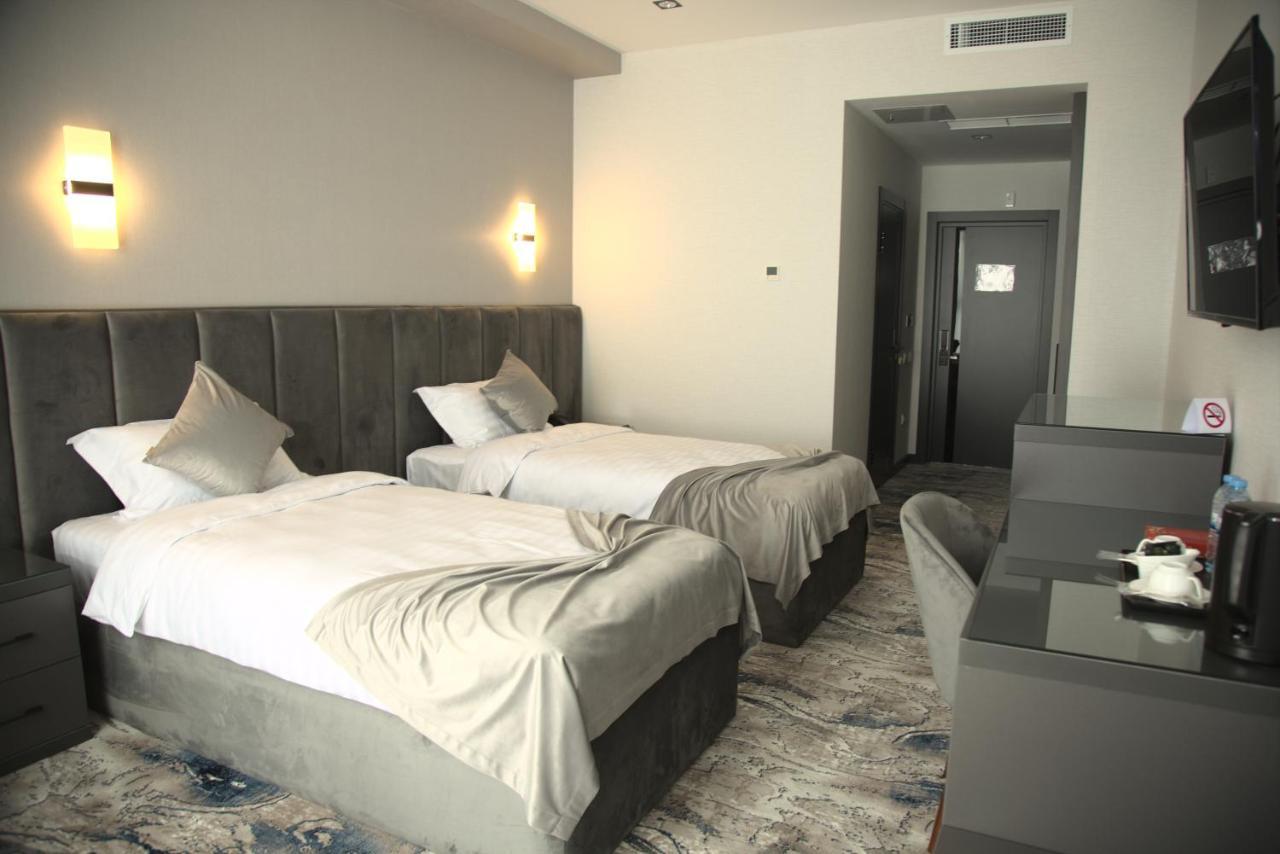 Unique Hotel Tashkent Ngoại thất bức ảnh