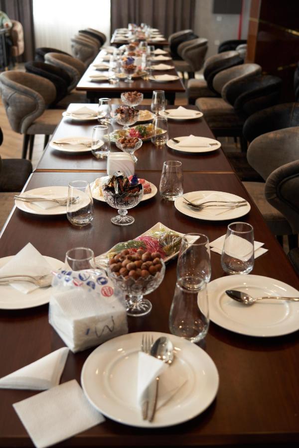 Unique Hotel Tashkent Ngoại thất bức ảnh
