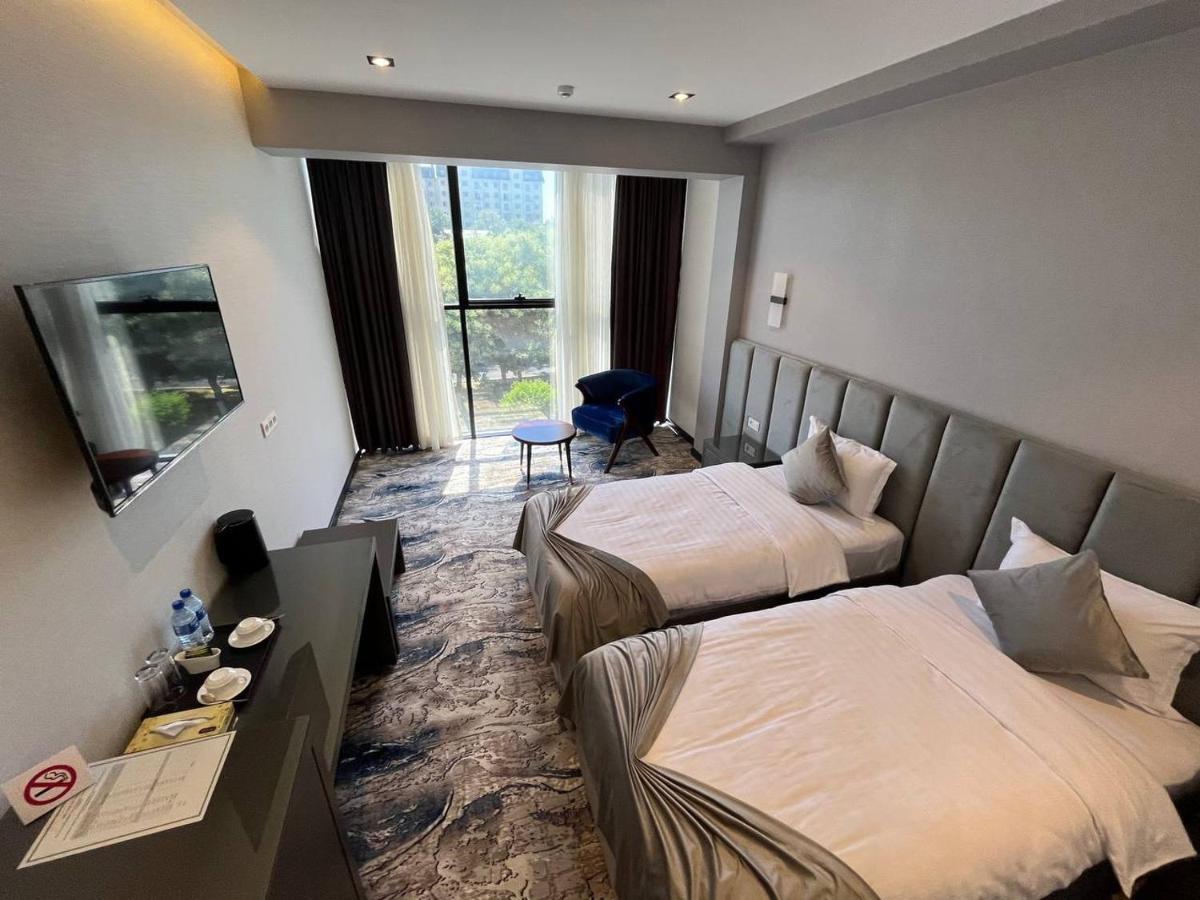 Unique Hotel Tashkent Ngoại thất bức ảnh