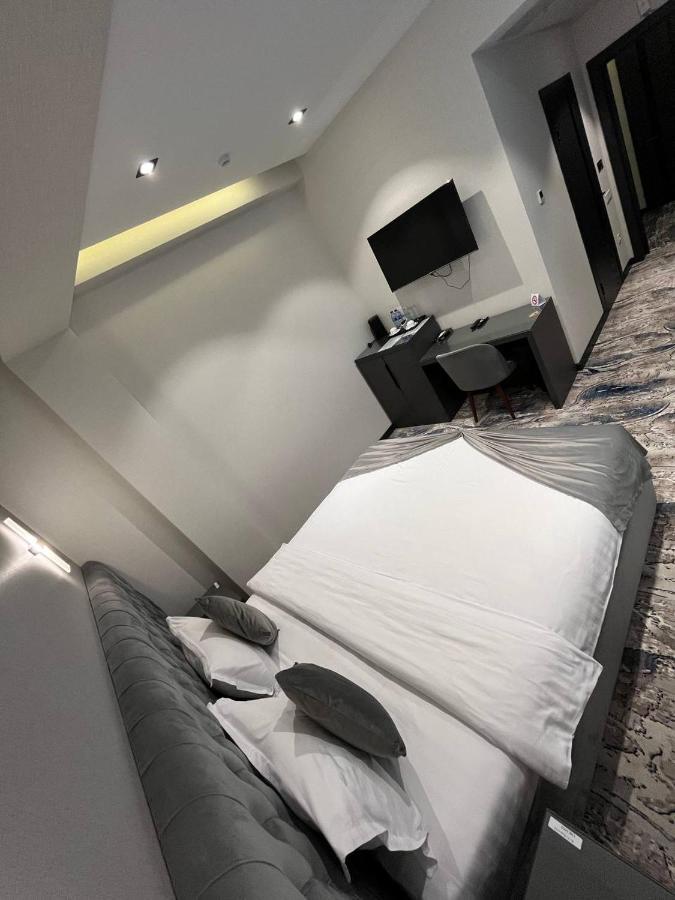 Unique Hotel Tashkent Ngoại thất bức ảnh