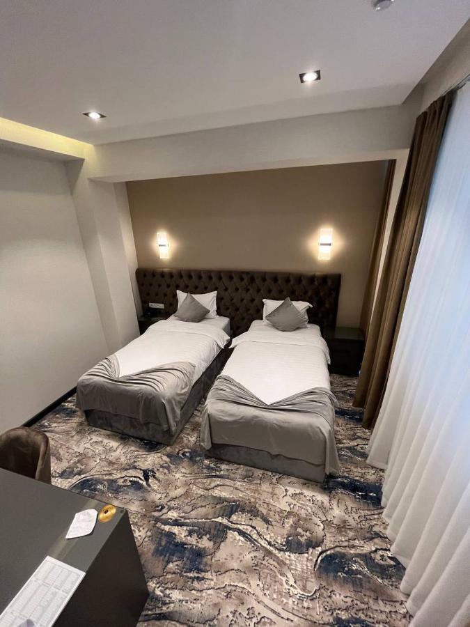 Unique Hotel Tashkent Ngoại thất bức ảnh
