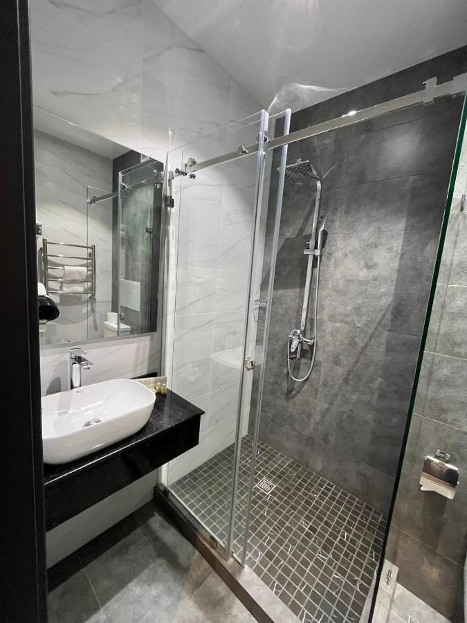 Unique Hotel Tashkent Ngoại thất bức ảnh